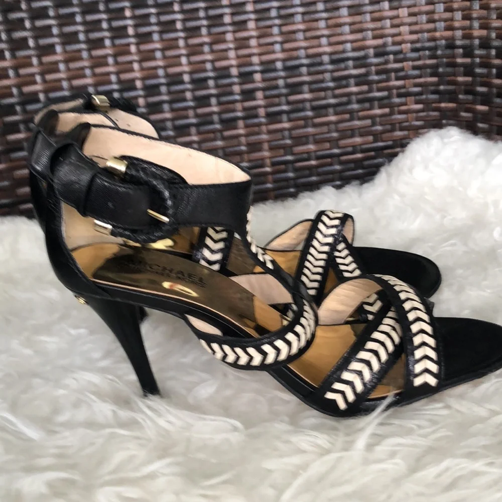 Michael Michael Kors Women’s Leather Strap Sandals - Picture 6 of 16
